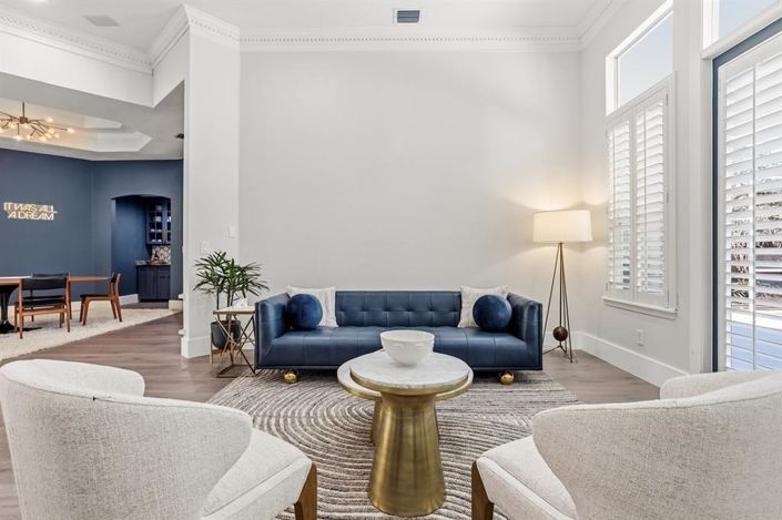 Image No.13-5 Bed Property for sale