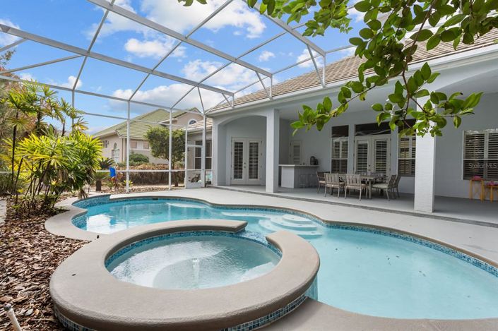 Image No.4-5 Bed Property for sale