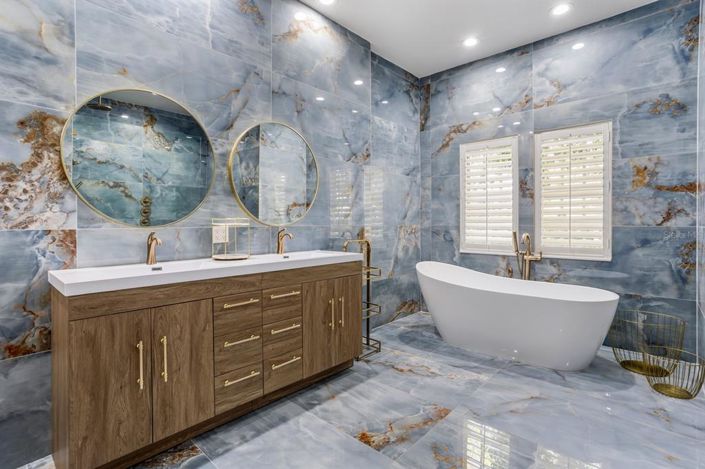 Image No.41-5 Bed Property for sale