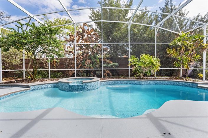 Image No.58-5 Bed Property for sale