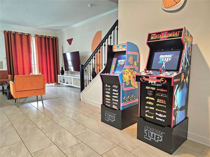 Image No.12-5 Bed Townhouse for sale