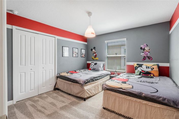 Image No.35-5 Bed Townhouse for sale