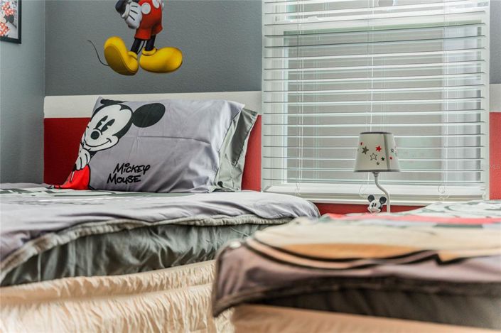 Image No.37-5 Bed Townhouse for sale