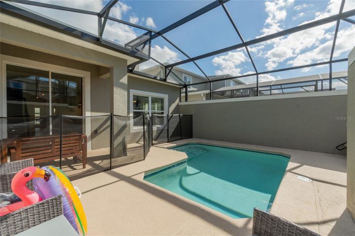 Image No.42-5 Bed Townhouse for sale