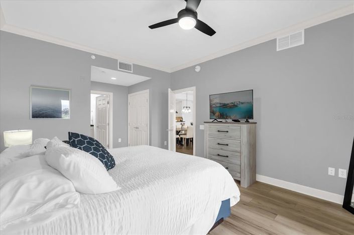 Image No.12-3 Bed Property for sale