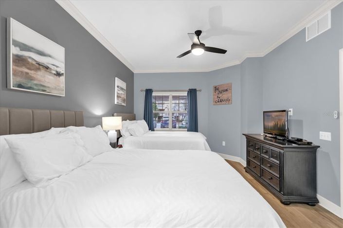 Image No.20-3 Bed Property for sale