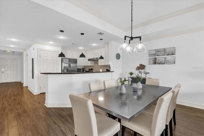 Image No.4-3 Bed Property for sale