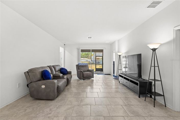 Image No.18-Propriété de 4 chambres à vendre à Davenport