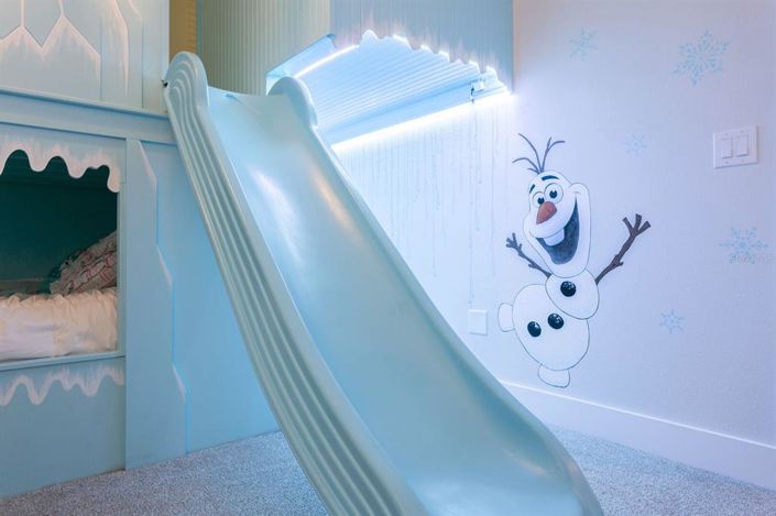 Image No.15-5 Bed Property for sale