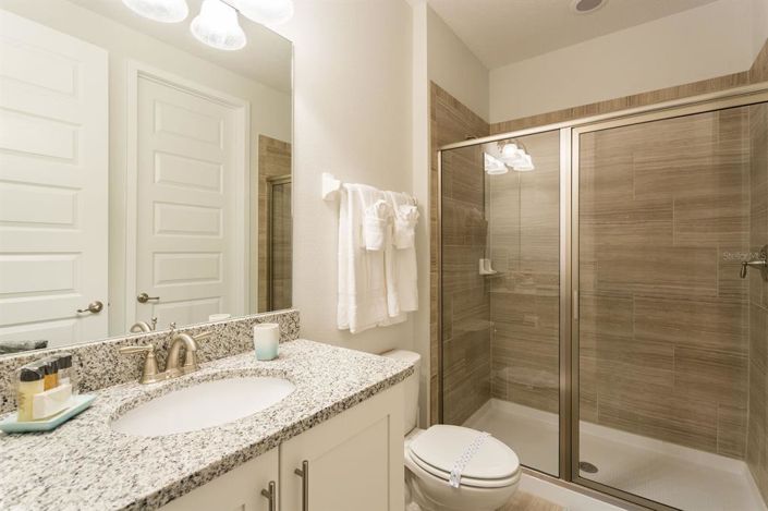 Image No.27-5 Bed Property for sale