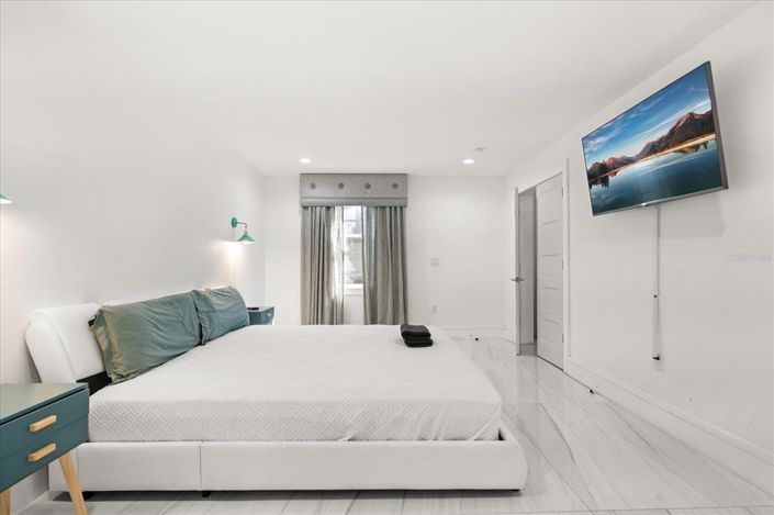 Image No.9-4 Bed Property for sale