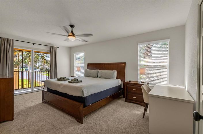 Image No.20-4 Bed Townhouse for sale