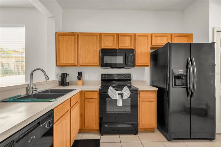 Image No.3-4 Bed Townhouse for sale