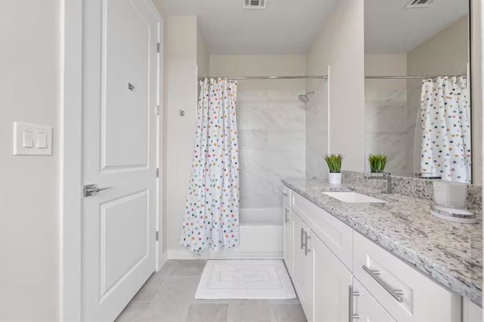 Image No.24-3 Bed Townhouse for sale