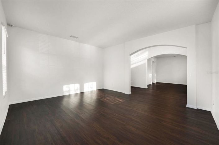 Image No.3-Propriété de 6 chambres à vendre à Kissimmee