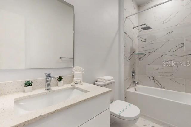 Image No.18-4 Bed Townhouse for sale