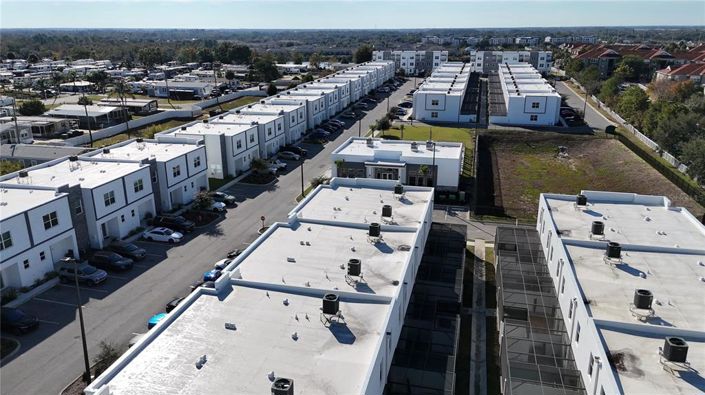 Image No.26-4 Bed Townhouse for sale