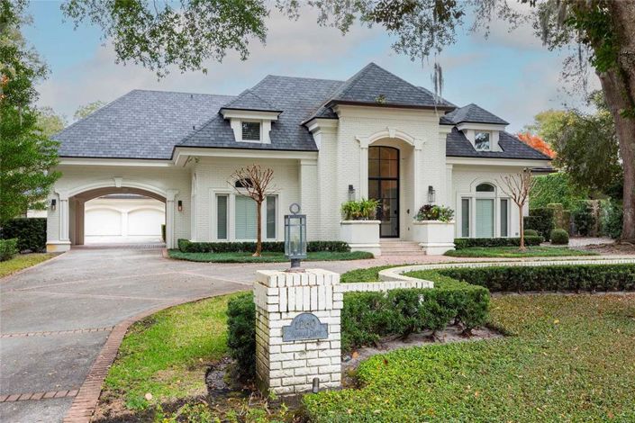 Image No.2-6 Bed Property for sale