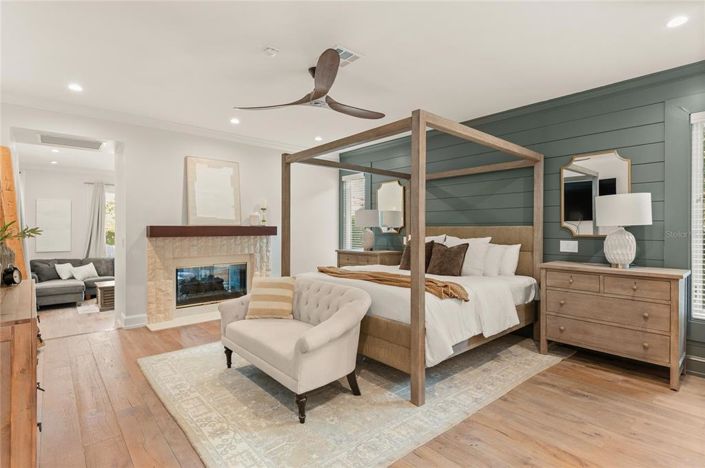 Image No.24-6 Bed Property for sale