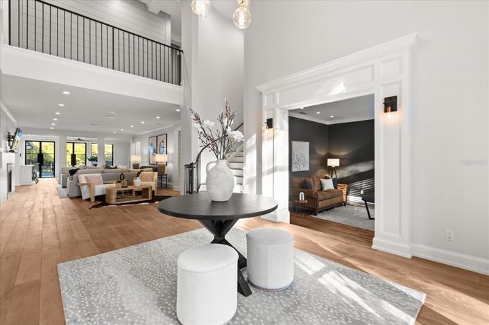 Image No.4-6 Bed Property for sale