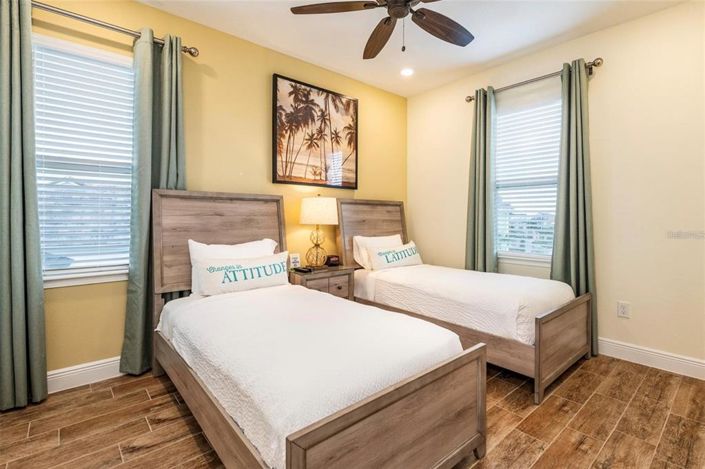 Image No.15-4 Bed Property for sale