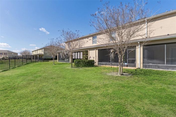 Image No.29-3 Bed Townhouse for sale