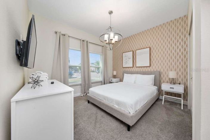 Image No.26-5 Bed Townhouse for sale