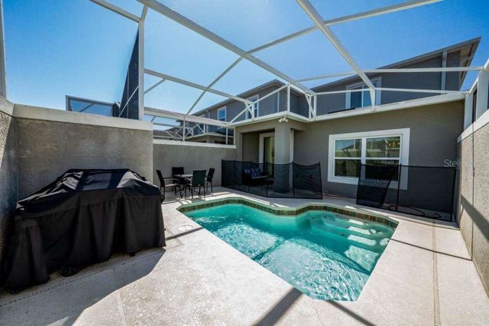 Image No.43-5 Bed Townhouse for sale