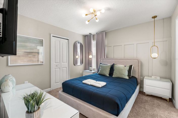 Image No.18-6 Bed Property for sale