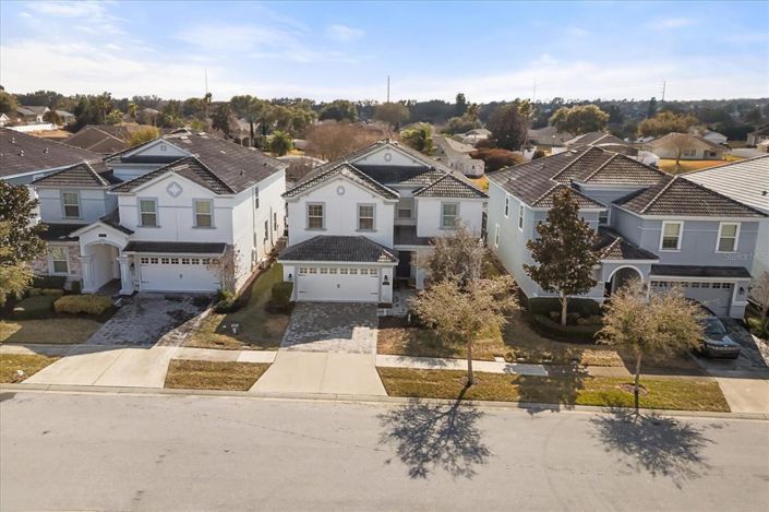 Image No.2-6 Bed Property for sale