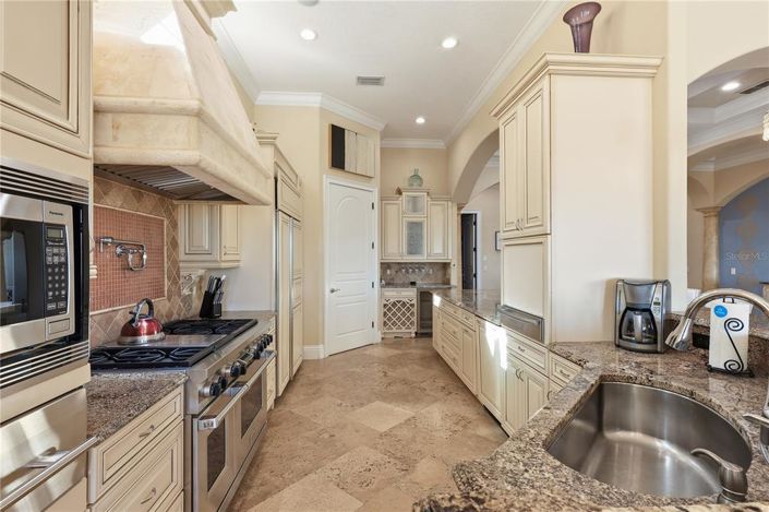 Image No.22-Propriété de 5 chambres à vendre à Reunion