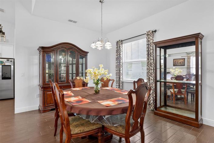 Image No.6-Propriété de 4 chambres à vendre à Kissimmee