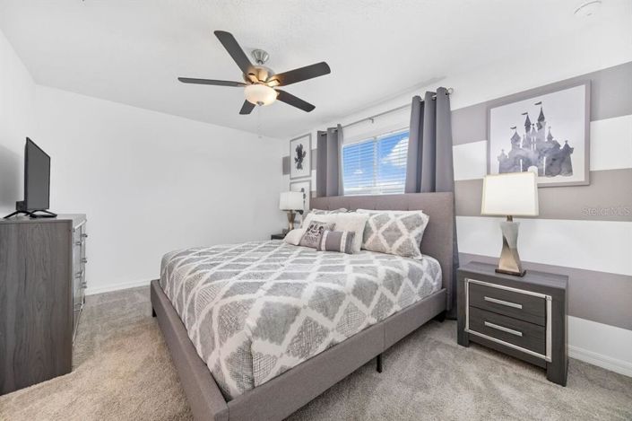 Image No.20-9 Bed Property for sale