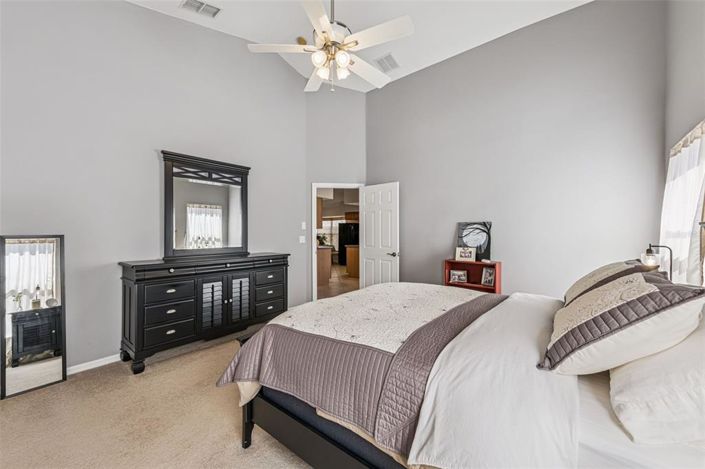 Image No.23-3 Bed Property for sale