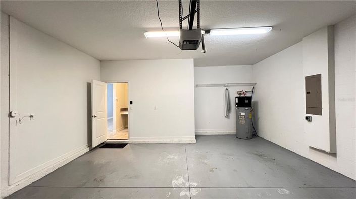 Image No.13-4 Bed Property for sale