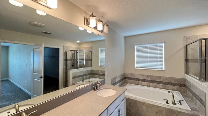 Image No.37-4 Bed Property for sale