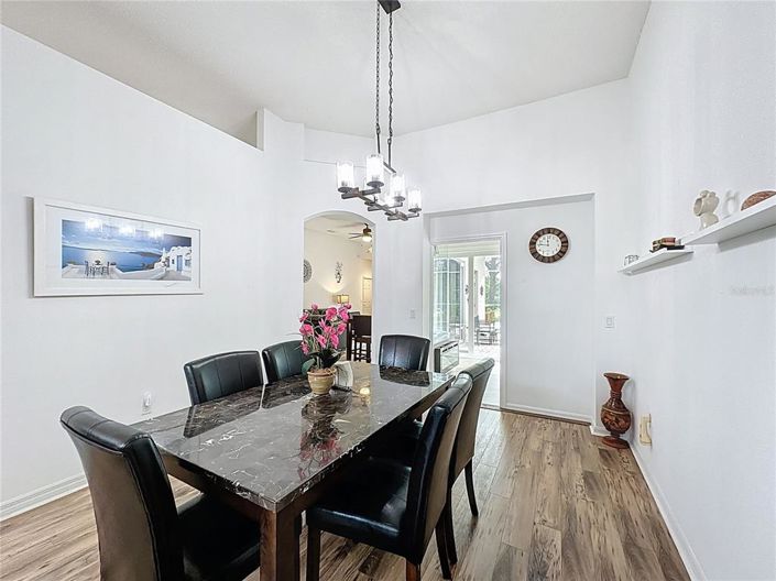 Image No.11-Propriété de 4 chambres à vendre à Haines City