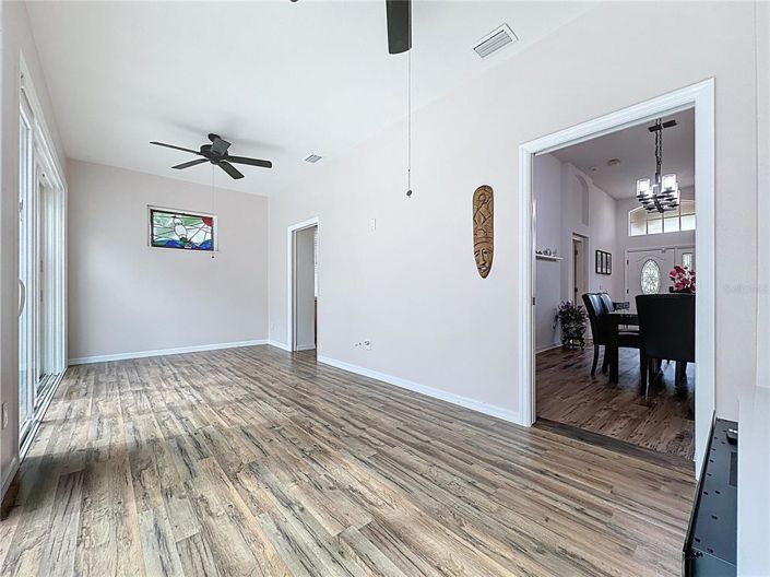 Image No.32-Propriété de 4 chambres à vendre à Haines City