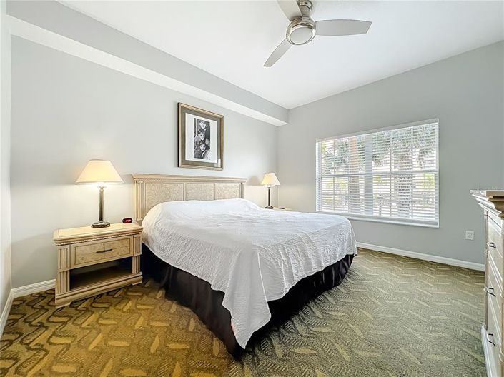 Image No.19-2 Bed Property for sale