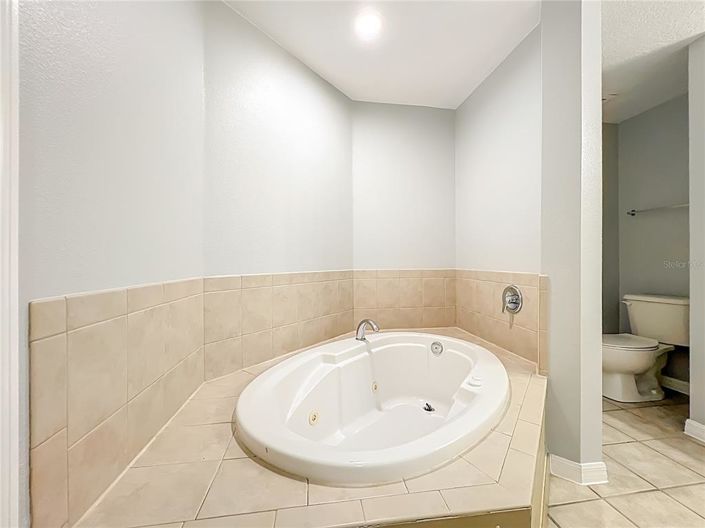 Image No.23-2 Bed Property for sale