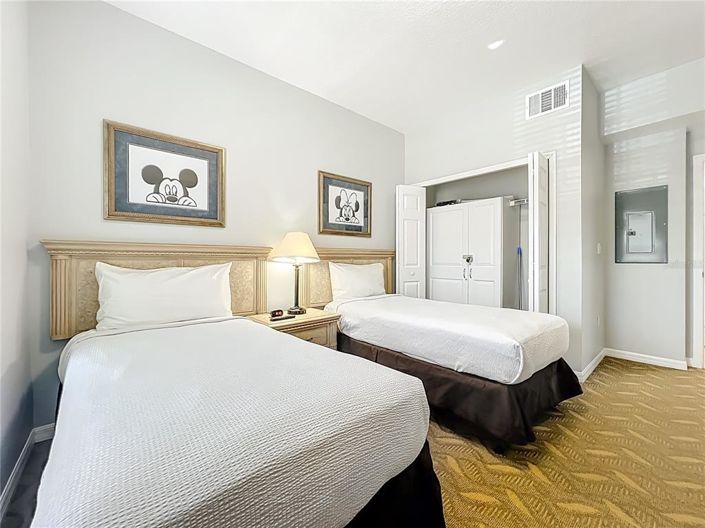 Image No.28-2 Bed Property for sale