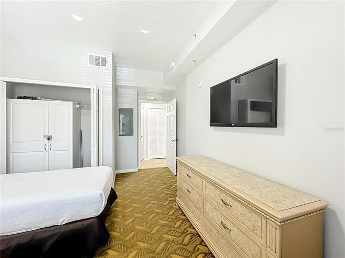 Image No.29-2 Bed Property for sale