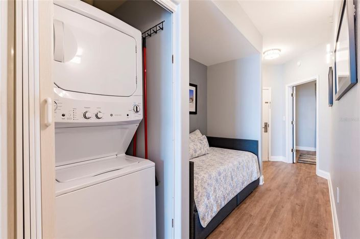 Image No.8-1 Bed Property for sale