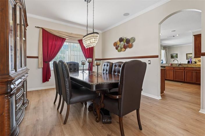 Image No.13-5 Bed Property for sale