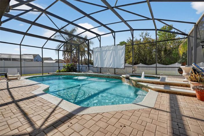 Image No.34-5 Bed Property for sale