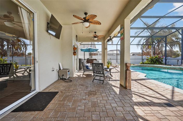 Image No.35-5 Bed Property for sale