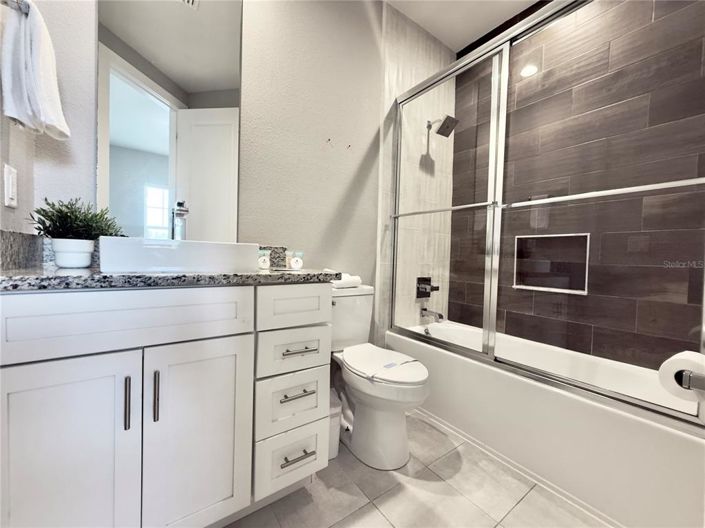 Image No.28-5 Bed Townhouse for sale