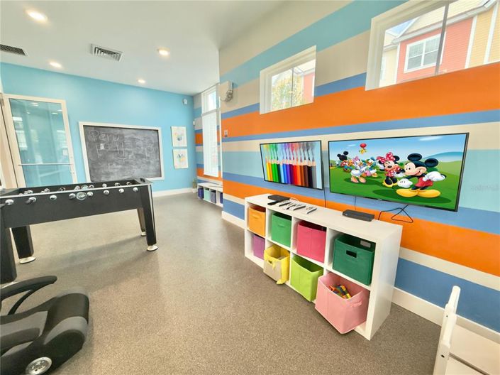 Image No.40-5 Bed Townhouse for sale