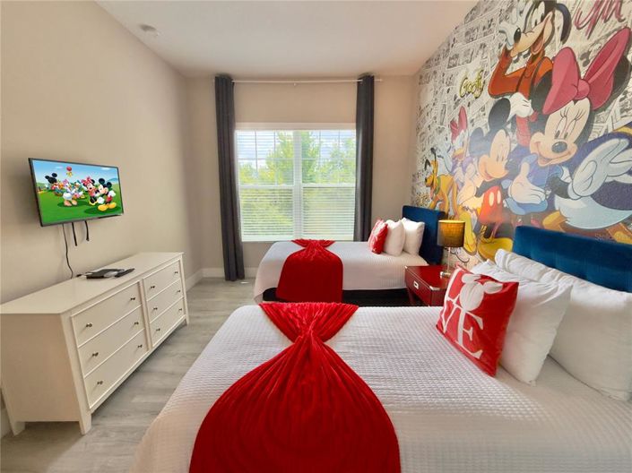 Image No.6-5 Bed Townhouse for sale