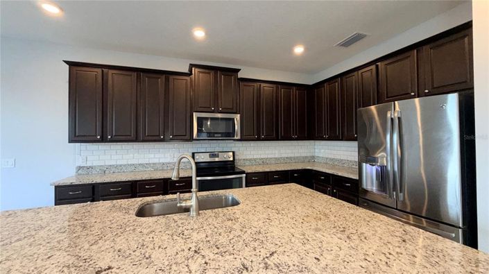 Image No.13-5 Bed Property for sale